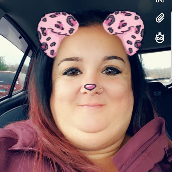 Meet your Posher, Michelle - Picture 1 of 1